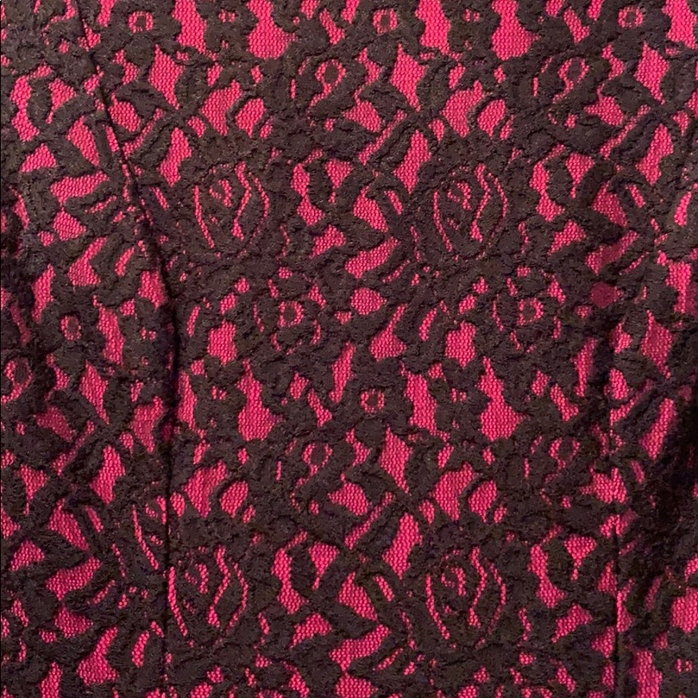 ☘️French Connection Lace Dress - Picture 2 of 3